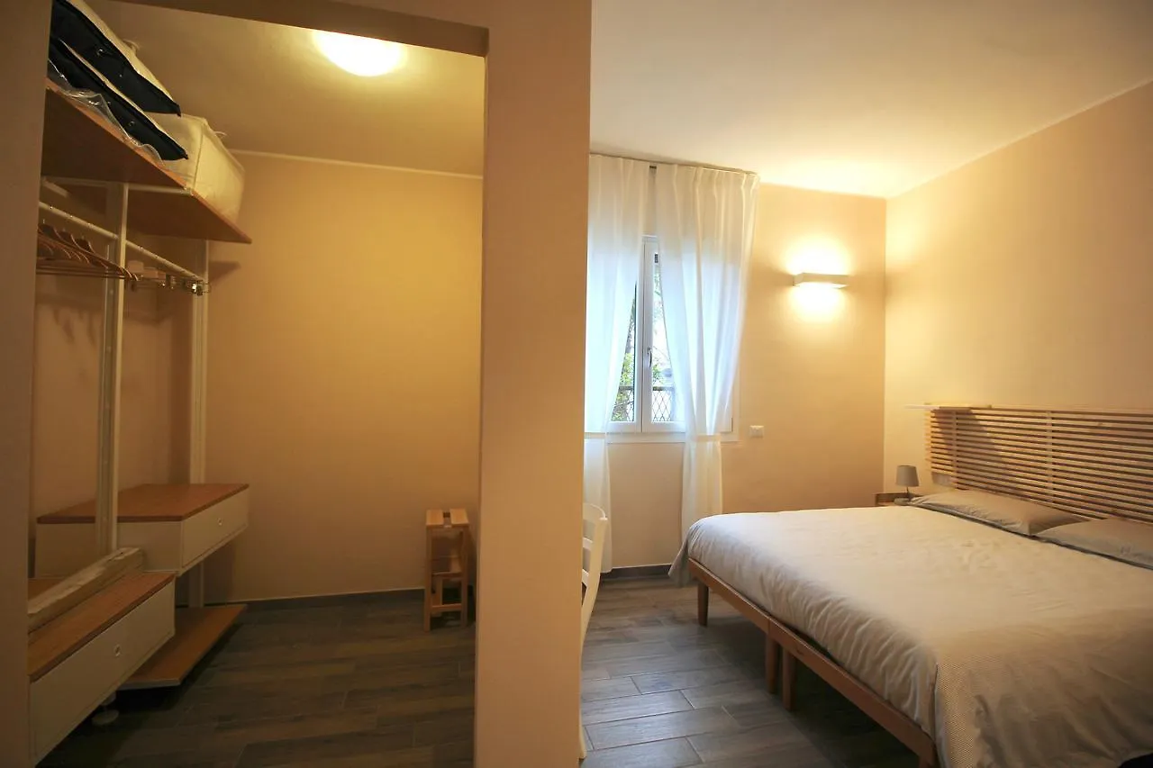 Bed and Breakfast Hayloft Cornaredo 3*,